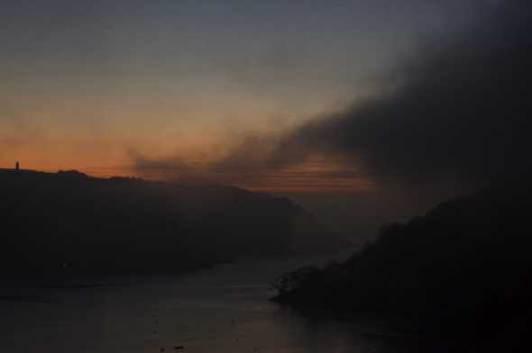 30 November 2020 - 07-04-54

--------------------------
Mist & sunrise over Dartmouth rivermouth